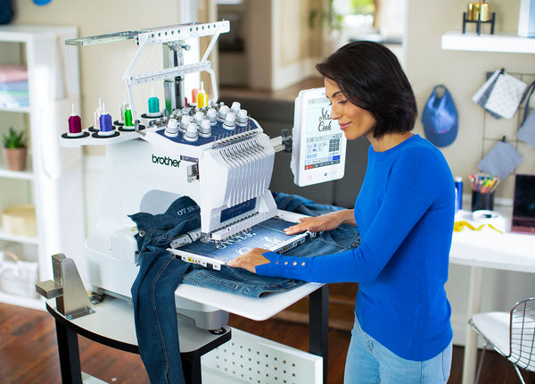 「PÂTISSIER tradition et innovation」 Brother Entrepreneur PRO PR1055X 10 needle Embroidery Machine