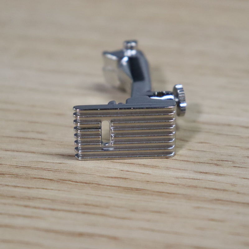 BERNINA 32 Pintuck 7 Groove Foot Old Style Aurora Sewing Center